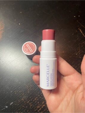 Marcelle Cheek Loving Multifonctional Stick for Cheeks and Lips-Classically Rose